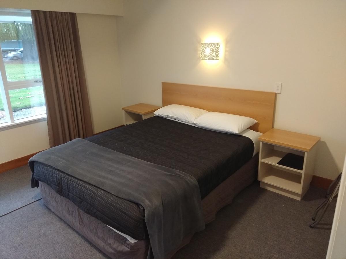 כרייסטצ'רץ' The Redwood Hotel מראה חיצוני תמונה